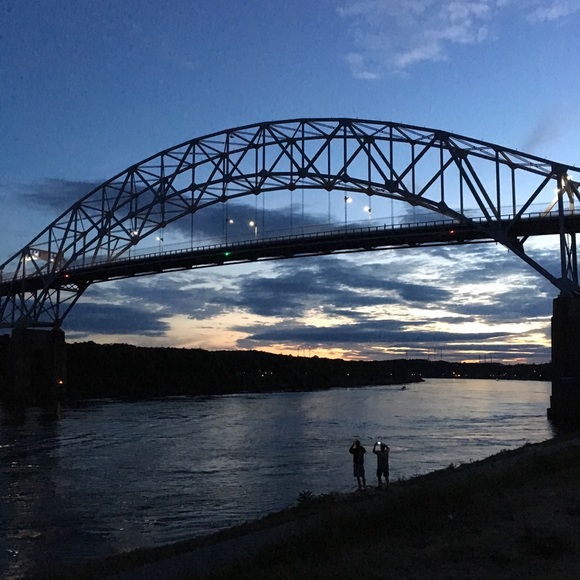 Meet your Posher, Marilyn - Picture 4 of 8